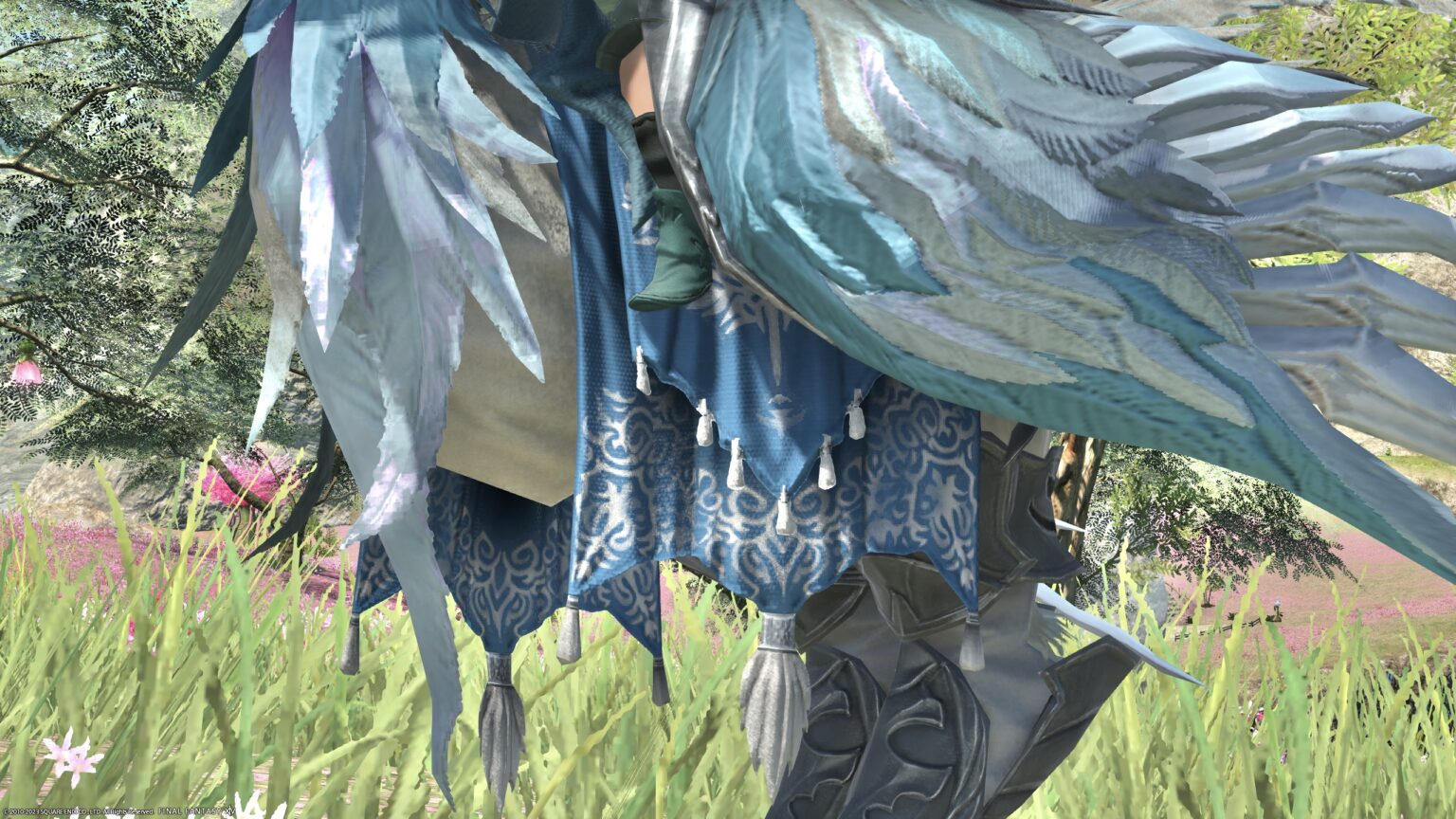 Hydaelyn’s divinely adorable chocobo armored “Barding of Divine Light” Norirow Note Eorzean